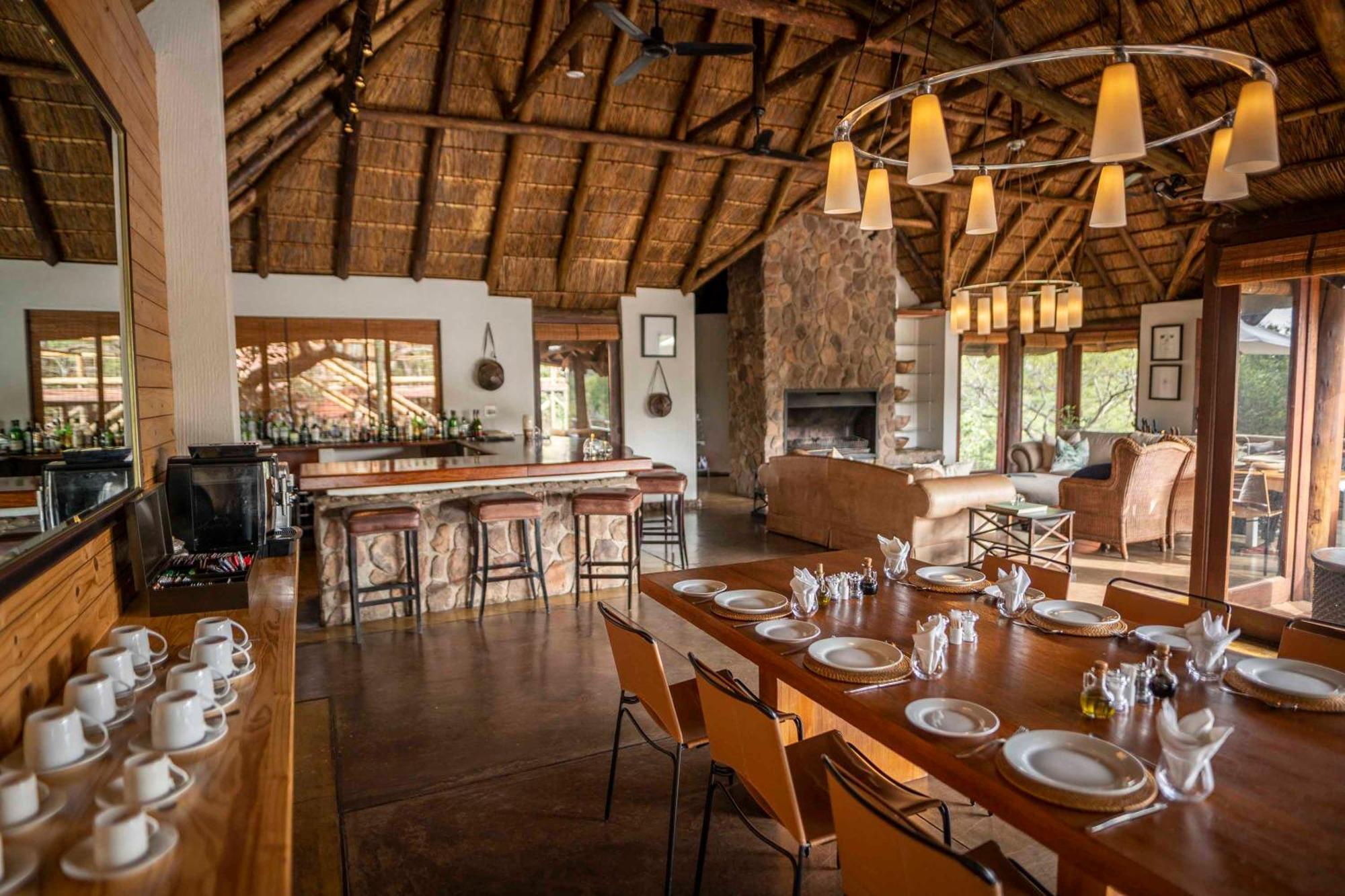 Tshwene Lodge 발워터 외부 사진